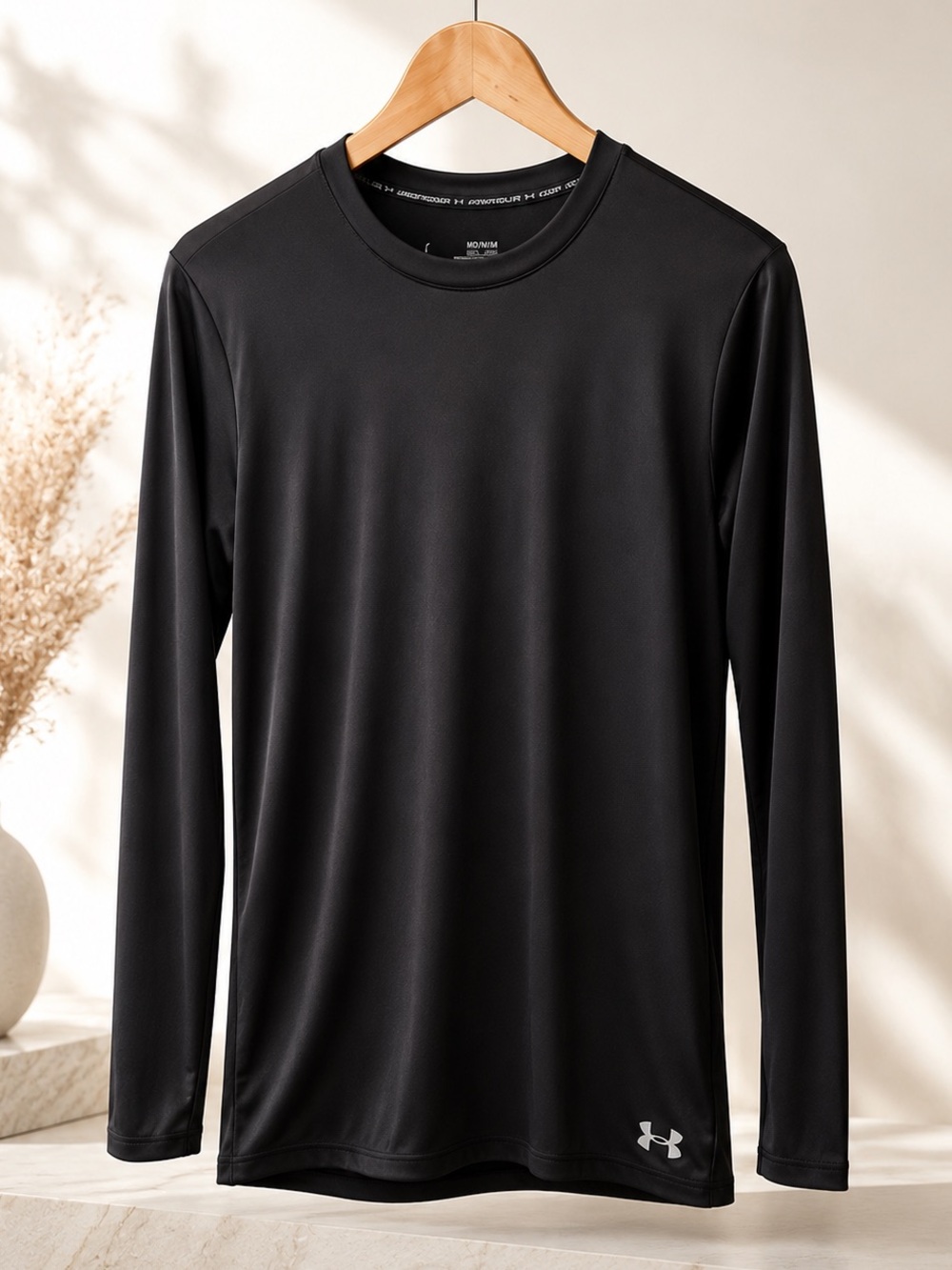 Under Armour ColdGear Men’s Medium Fitted Long Sleeve Shirt - Black
